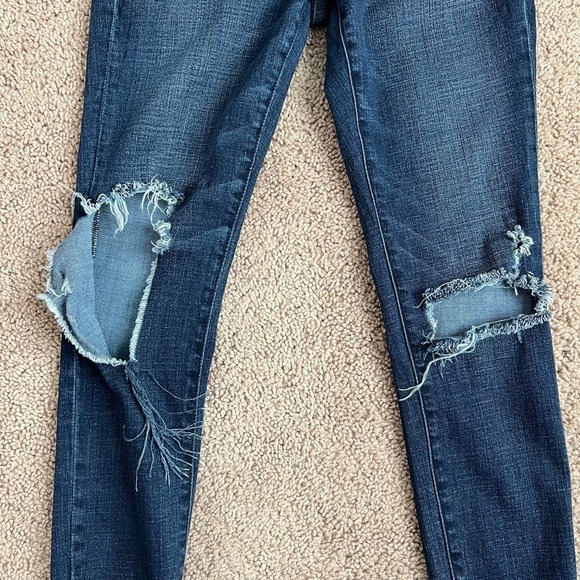 Abercrombie & Fitch Mid Rise Super Skinny Ankle Jeans Distressed Stretch 27P - Picture 3 of 8